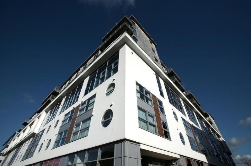 The Paramount, Swindon Esterno foto